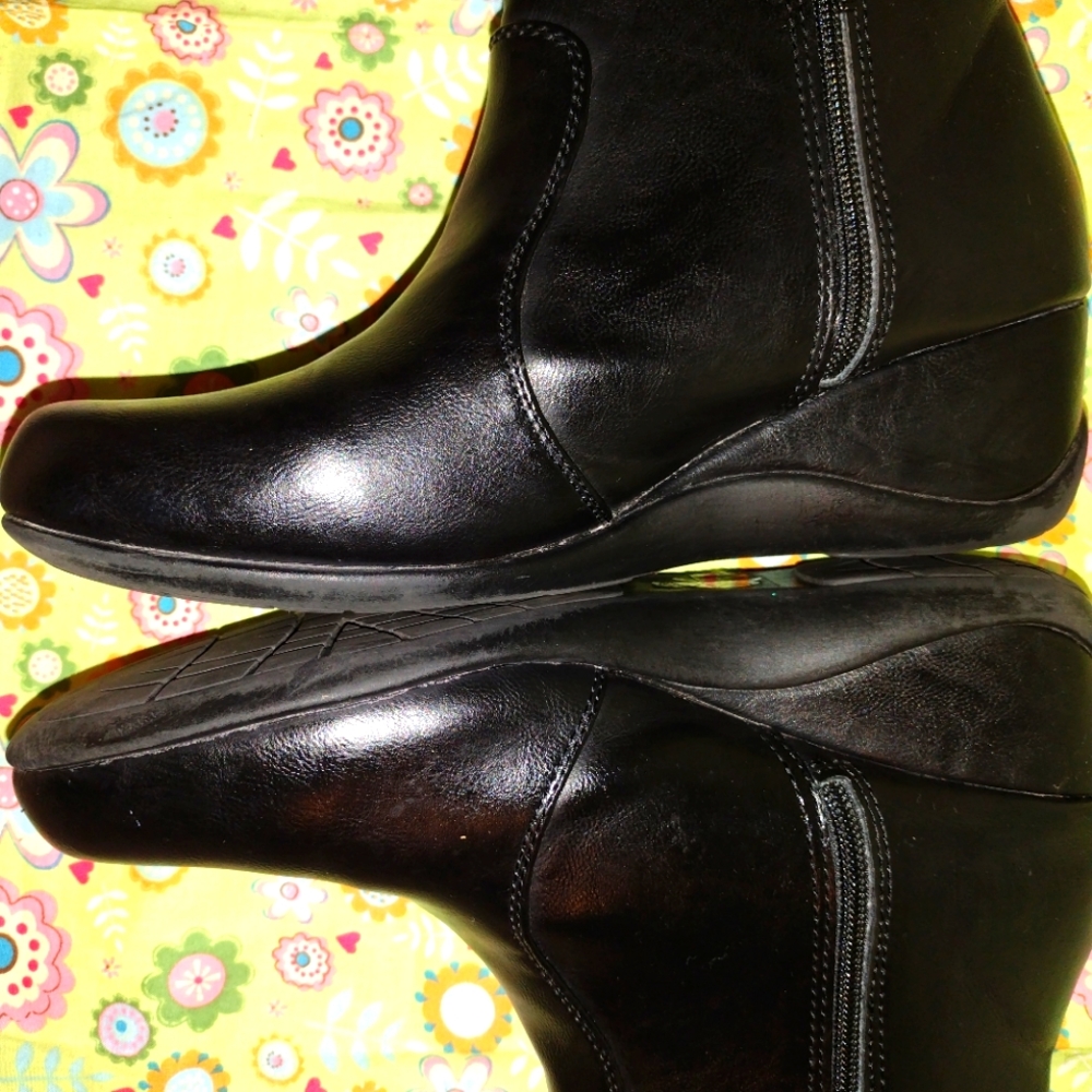 St. John's Bay black ankle boots#